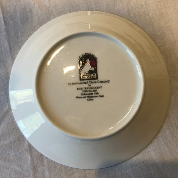 A Christmas Story Tea / Coffee Cup and Saucer International China Company - Picture 5 of 6